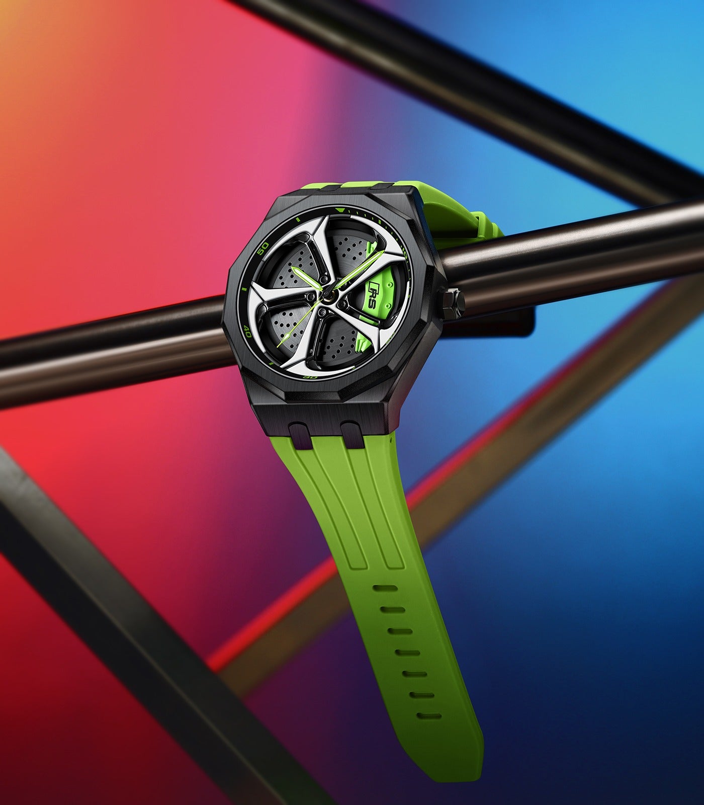 AUDI RS Q8 - SPINNING WATCH