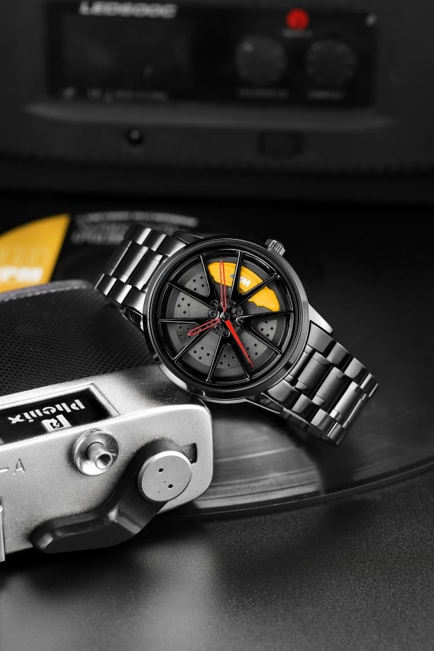 BMW M3 - SPINNING WATCH