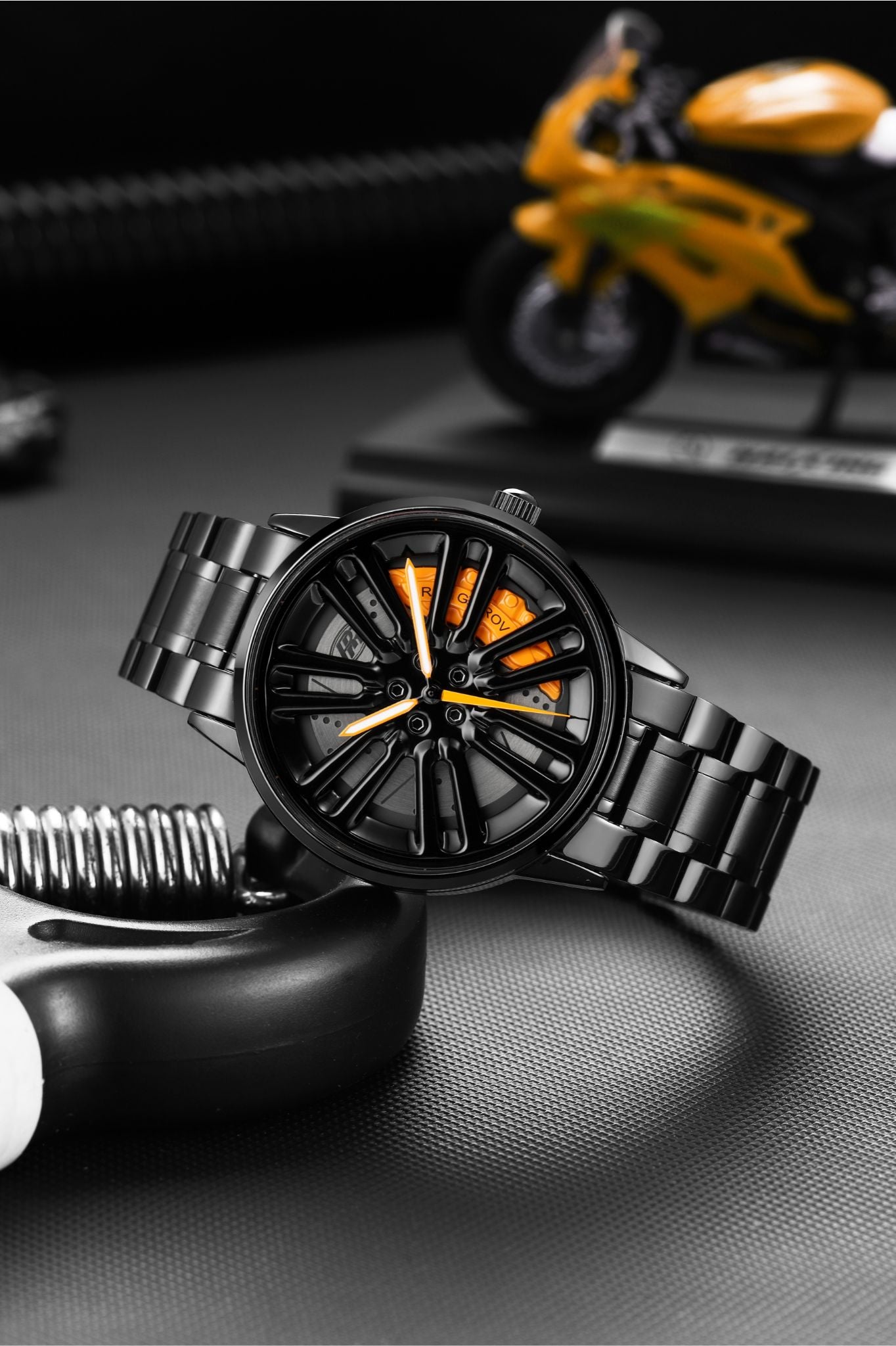RANGE ROVER - SPINNING WATCH